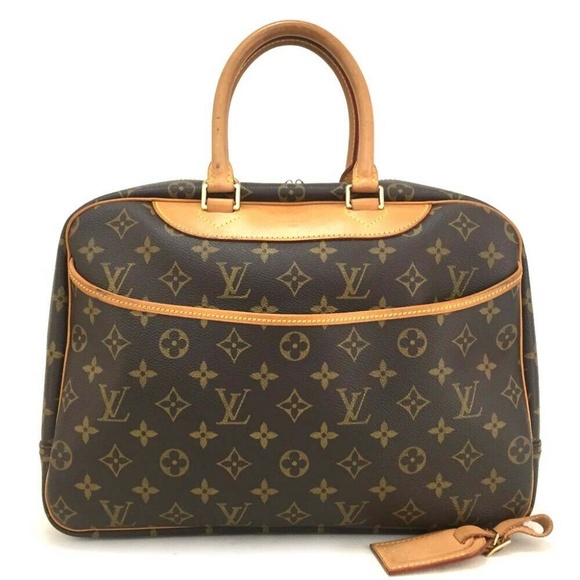 Louis Vuitton Handbags - 100% Auth Louis Vuitton Monogram Deauville Boston